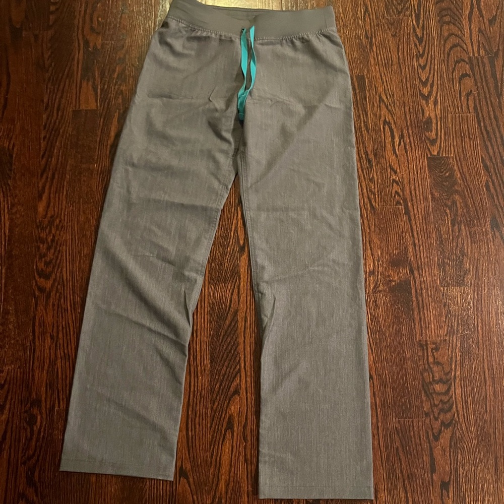 Figs Graphite Scrub Pants